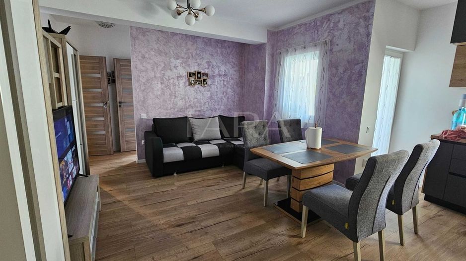 Apartament 3 camere, parcare, 2 balcoane - Eroilor, Florești - Poză 1