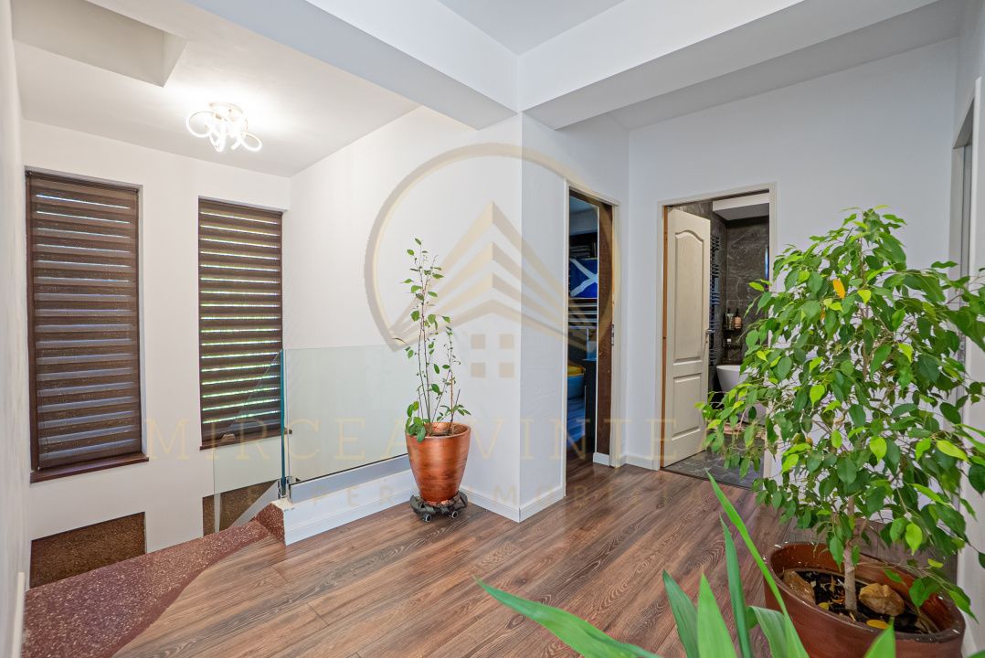 Casa P+1E de vanzare in Mamaia - Tabara Navodari - Poză 25