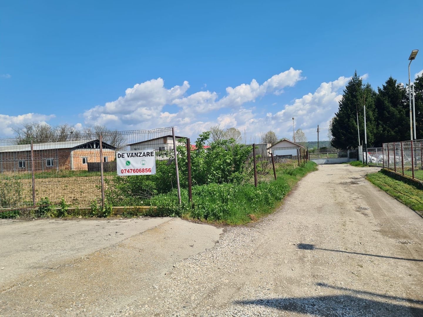 Teren intravilan Babeni - Poză 1
