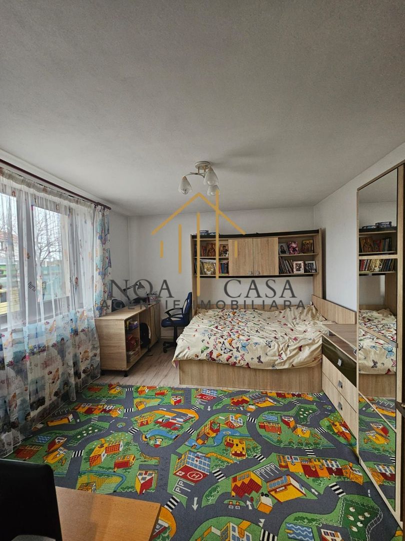 Casă / Vilă cu 5 camere de vânzare în Preajba - Poză 10