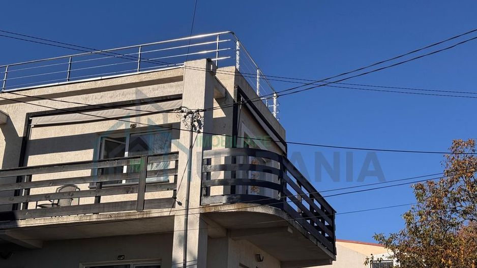 Inchiriez casa in copou - Poză 1