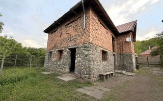 Casă cu 7 camere de vânzare în Meteș, 810 mp teren - Poză 2