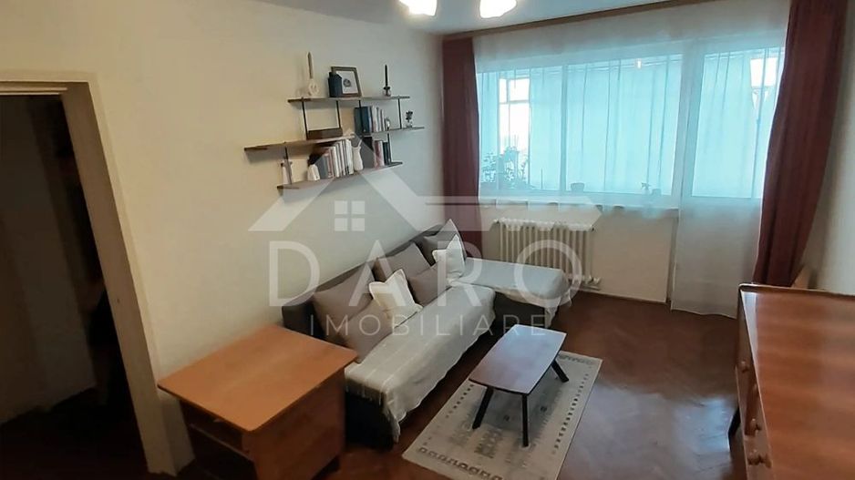 Apartament cu 2 camere de vanzare - Poză 3