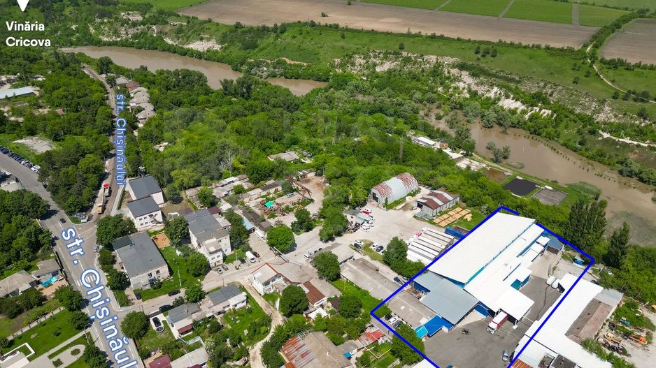 Vânzare spațiu industrial, 3,600 mp, str. Chisinaului, Cricova - Poză 1