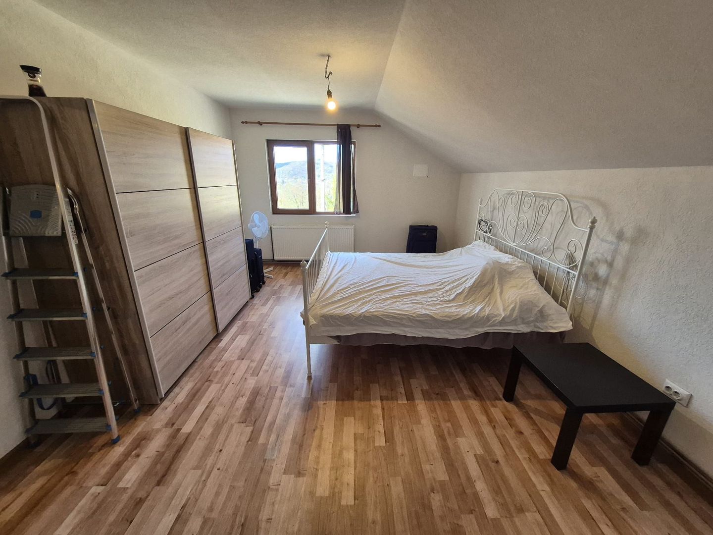 Vila Cornu-Prahova complet mobilata/utilata '' 350 mp + teren 500 mp'' - Poză 12