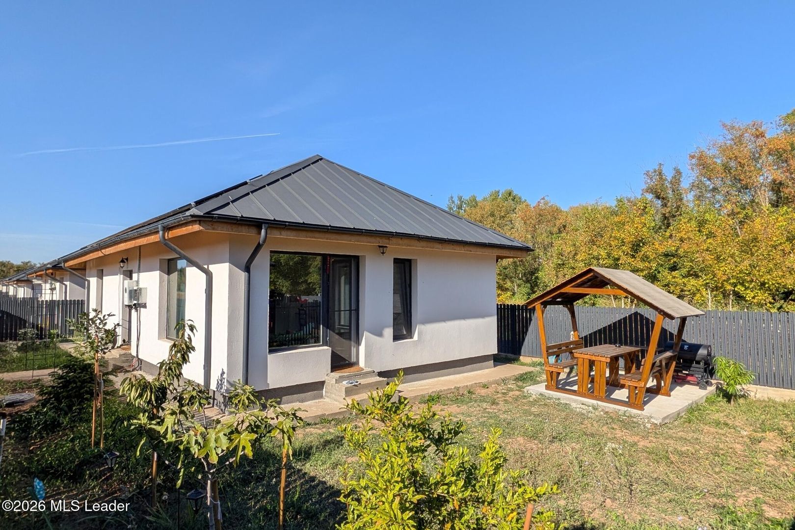Clinceni - Padure, Casa 3 camere 2 bai, Fotovoltaice 10kW baterie16kWh - Poză 1