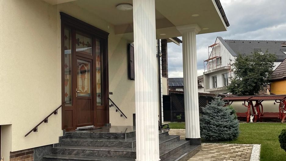 Vila 360 mp utili super exclusivista si teren 750 mp in Sibiu - Poză 8