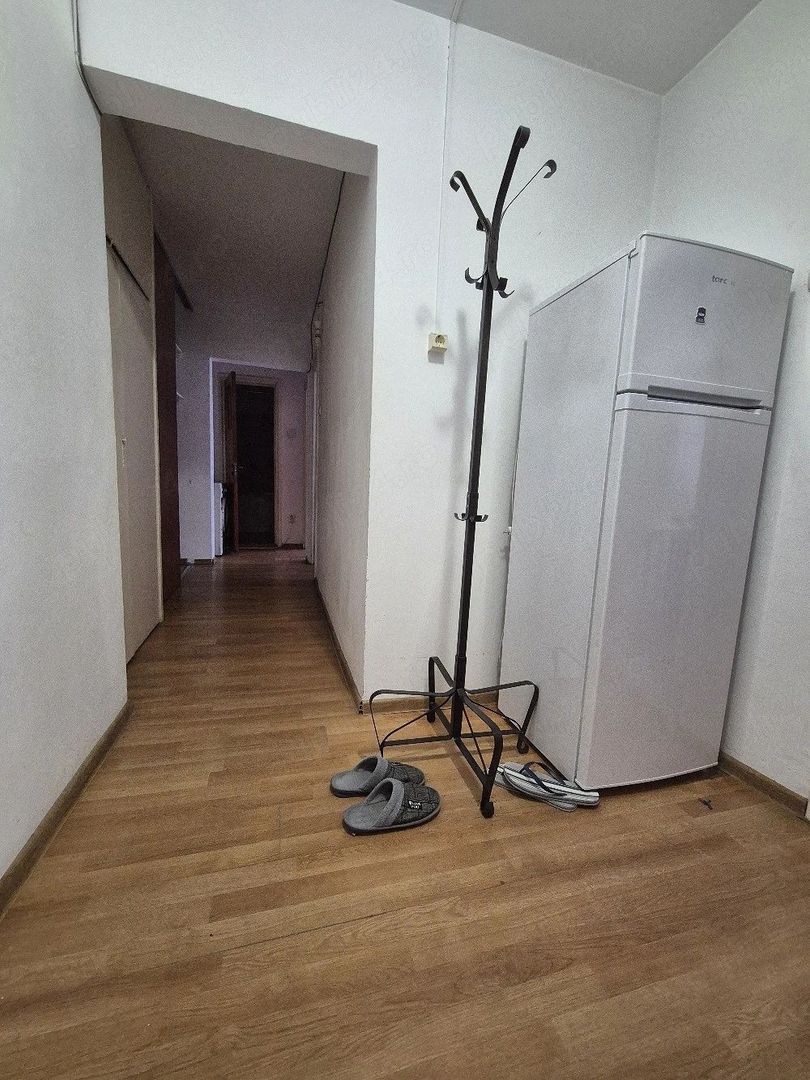 Închiriere Apartament cu 2 camere Titan, bucătărie închisă, 15 min metrou - Poză 7