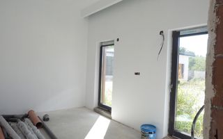 VANZARE CASA CU TEREN 800MP CORBEANCA PADURE - Poză 15