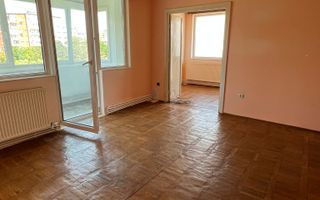 Apartament 3 camere – Ultracentral, vedere spre pietonală și Parc - Poză 2
