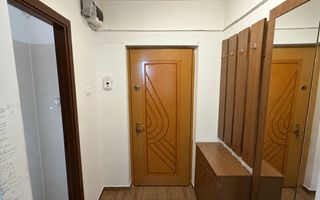 VANZARE Garsoniera in zona Titan - Poză 2