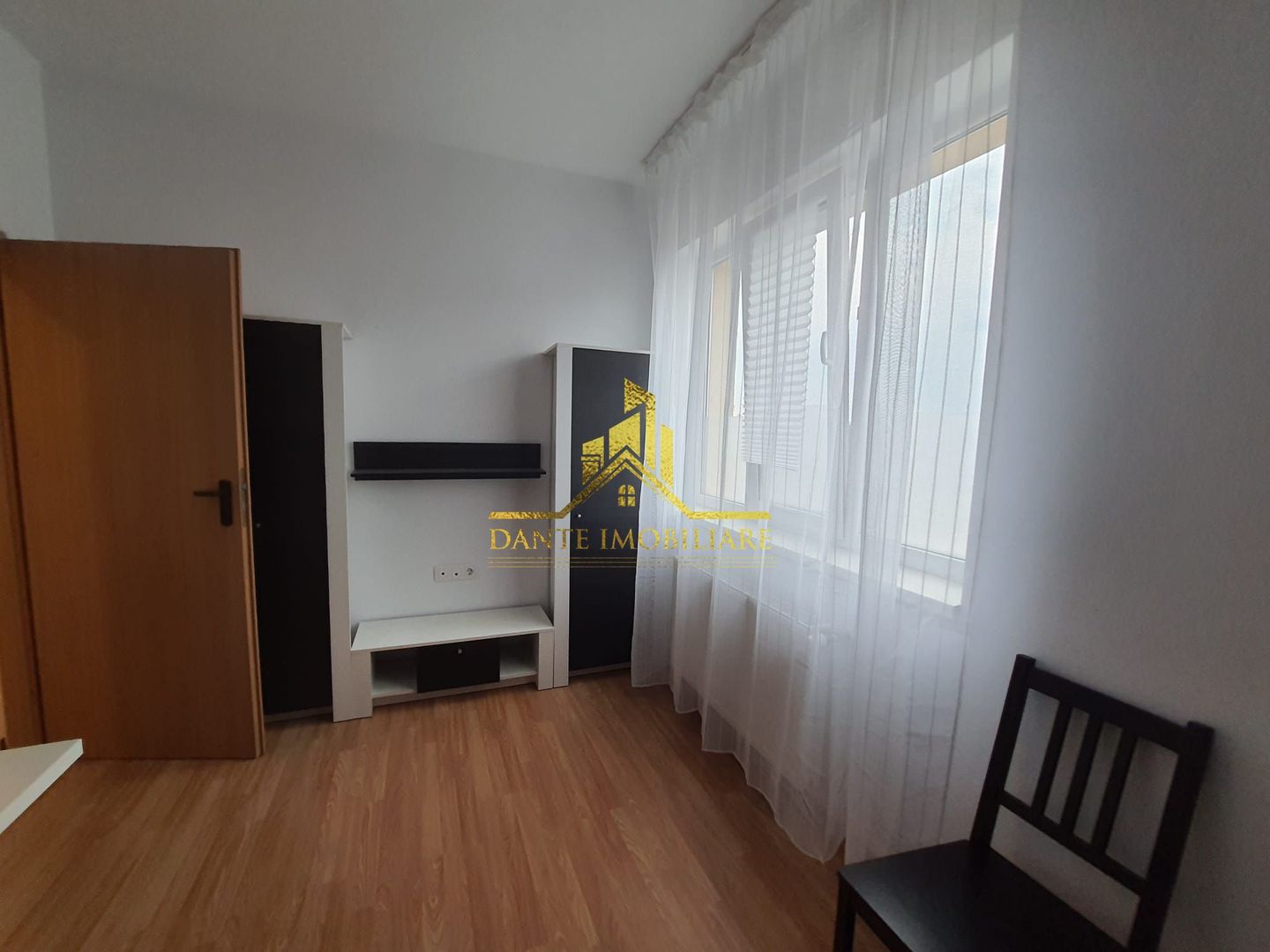 2 camere, decomandat, mobilat modern, parcare, Buna Ziua, Mihai Romanu - Poză 10