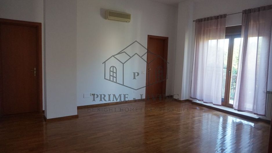 VILA CU 6 CAMERE SI PISCINA LA INCHIRIERE LANGA BRITISH SCHOOL - Poză 5