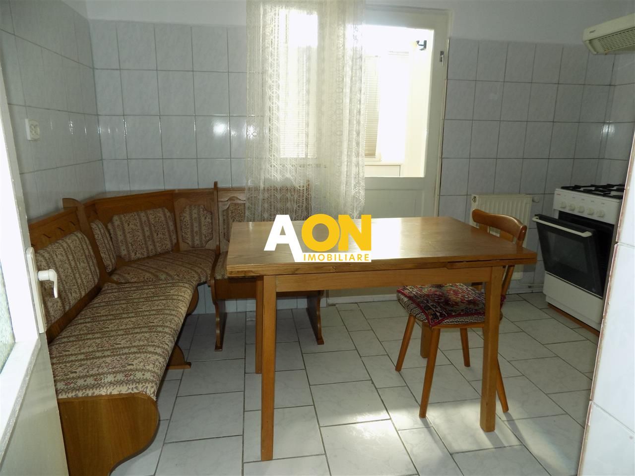 Apartament 3 cameredecomandat sub Stadion - Poză 3