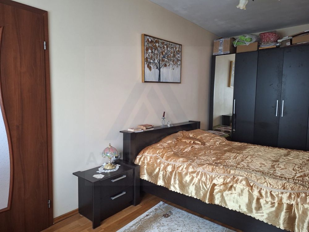 Casa cu etaj 113 mp utili curte libera 350mp garaj cu pod Gusterita - Poză 9