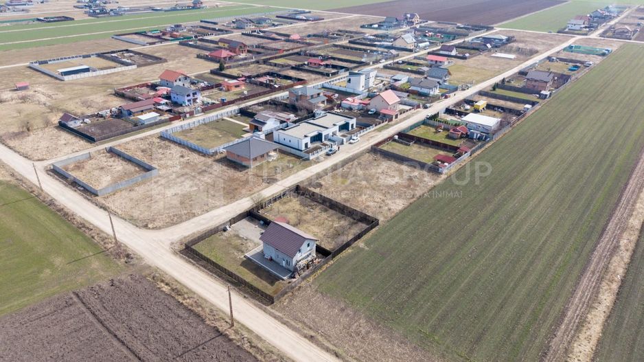 Teren 500 mp, împrejmuit, curent și internet pe teren, cu proiect și autorizație - Poză 18