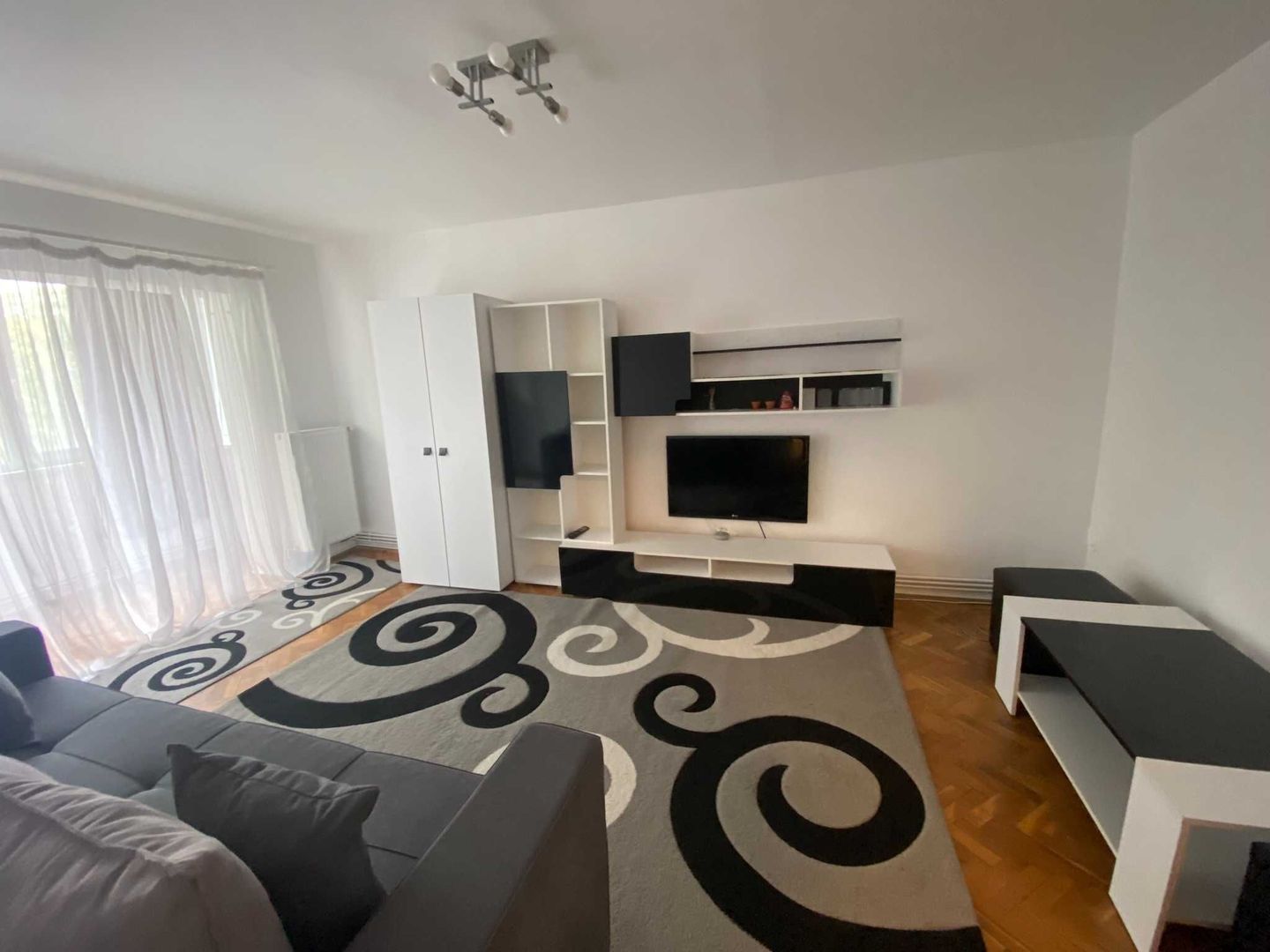 Soarelui | 3 Camere | Etaj intermediar | Centrala proprie - Poză 1