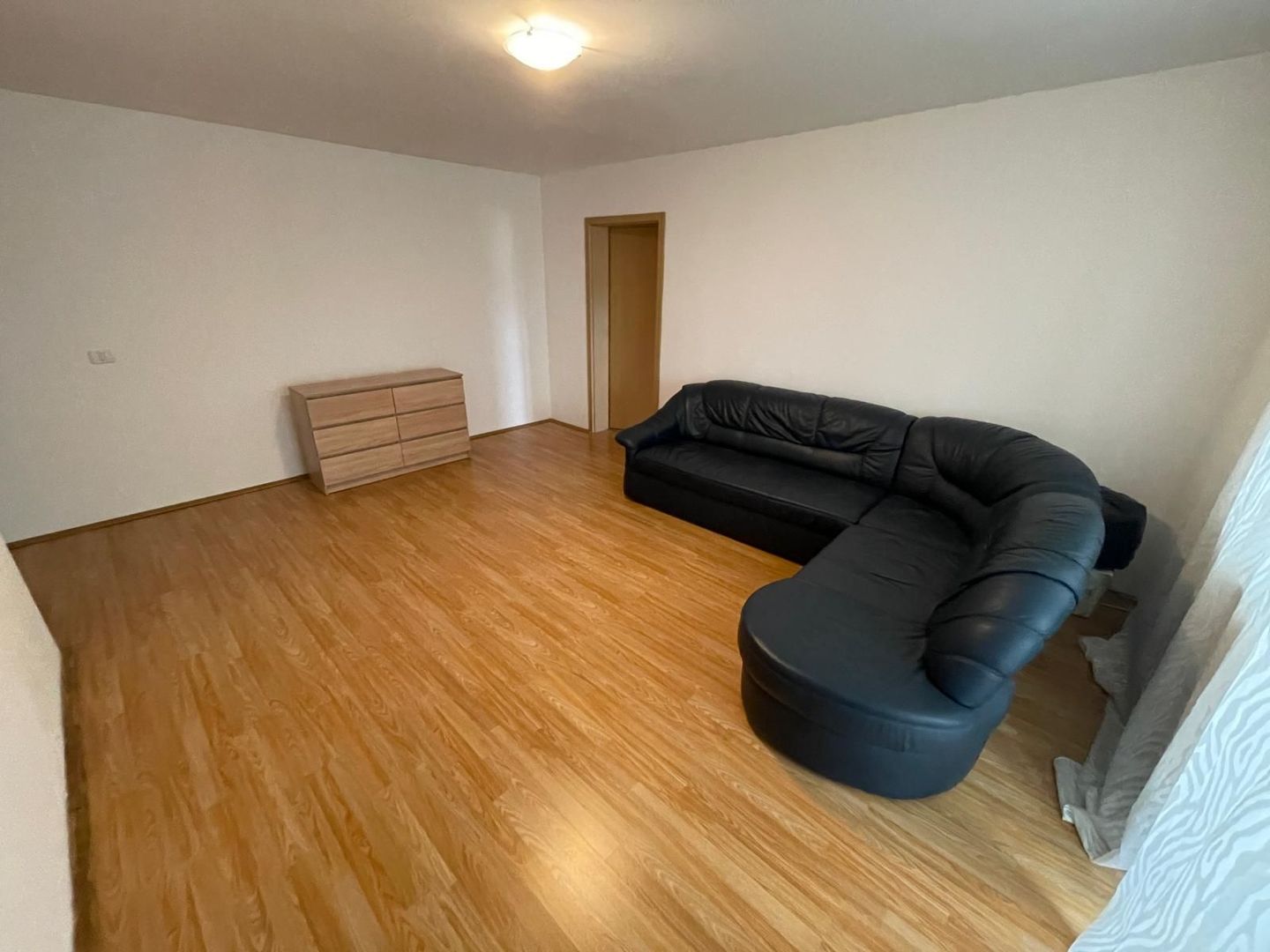 Giroc | 2 camere | Curte privata | Loc de joaca si BBQ - Poză 5