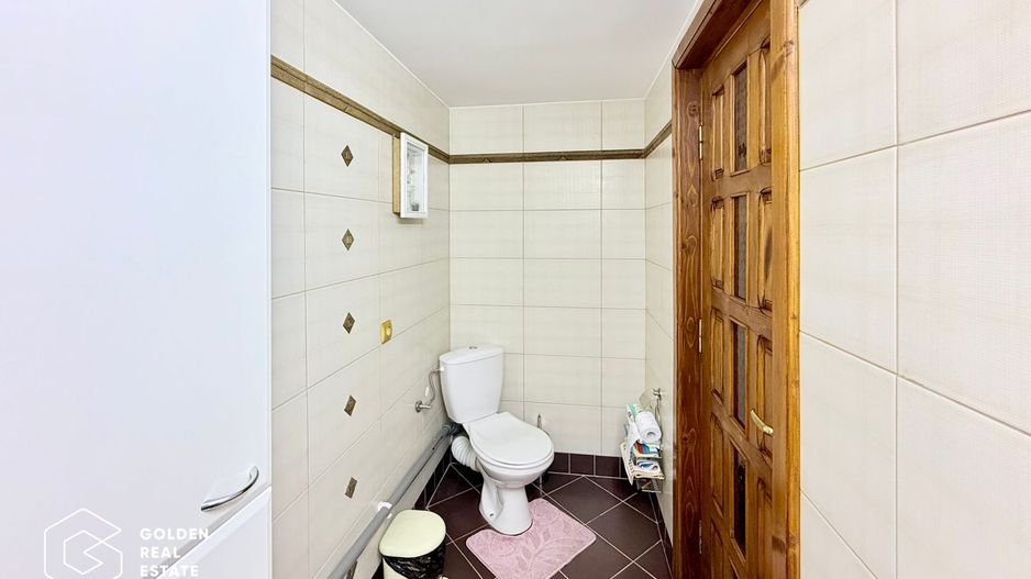 Vila de exceptie in Sinaia, mobilata, utilata, cu vedere superba - Poză 12