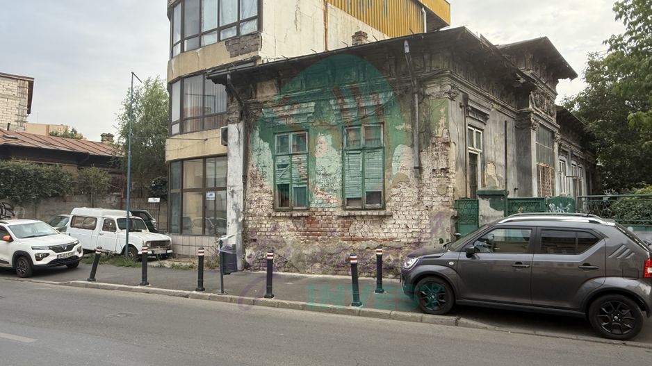 Casa cu teren total 248 mp pe Matei Voievod - Poză 2