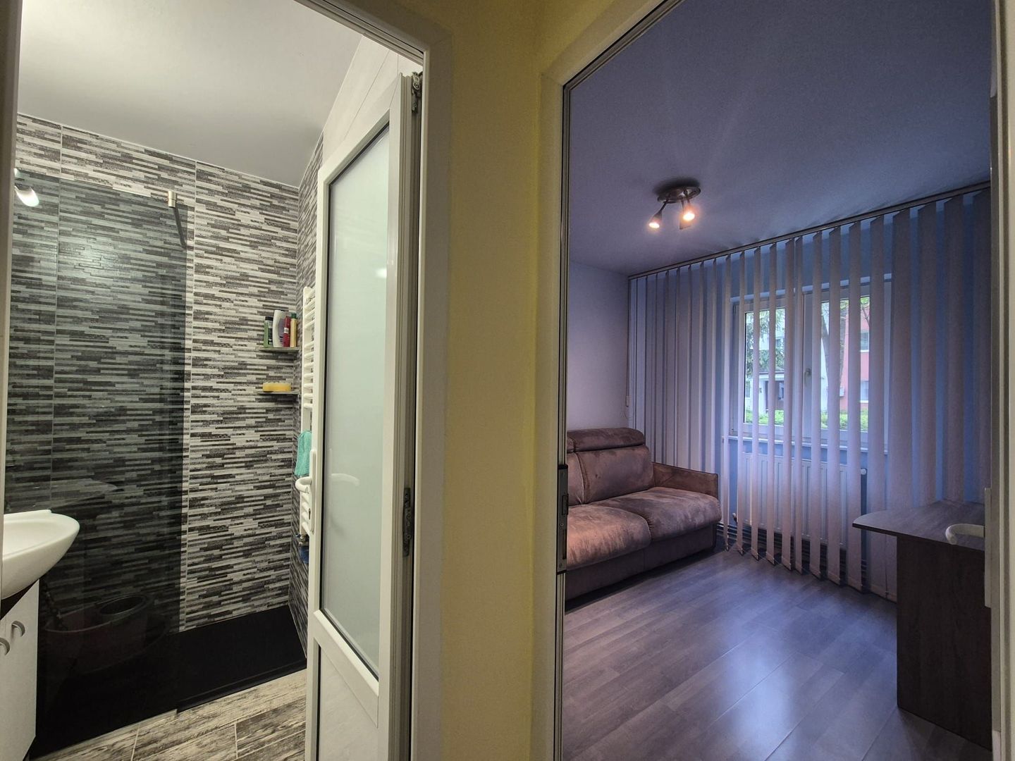 Zona Grivitei, apartament liber la vanzare - Poză 5