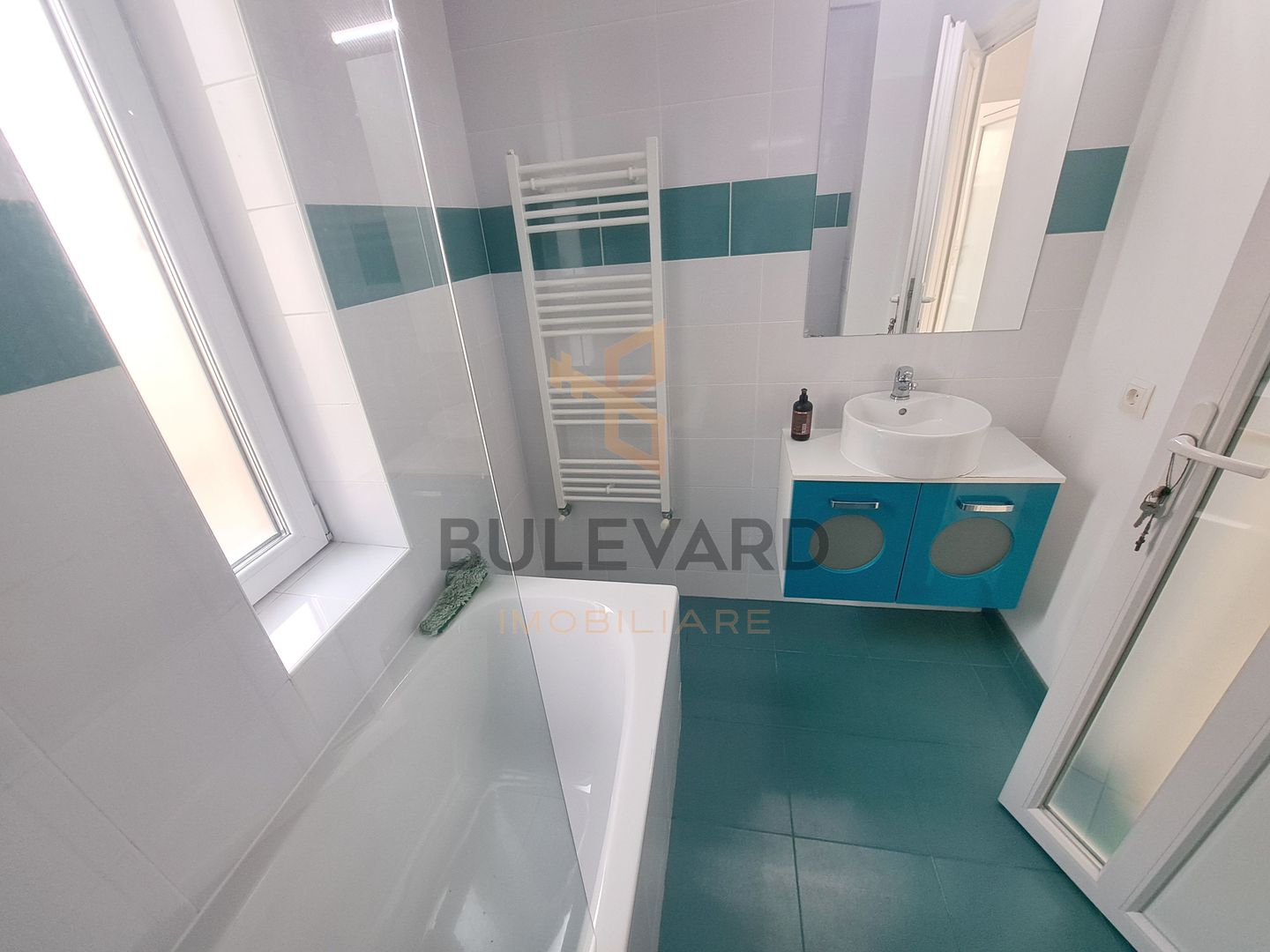 Casa tip dulplex 120 mp + 80 mp terase + garaj, zona Liceu Waldorf - Poză 19