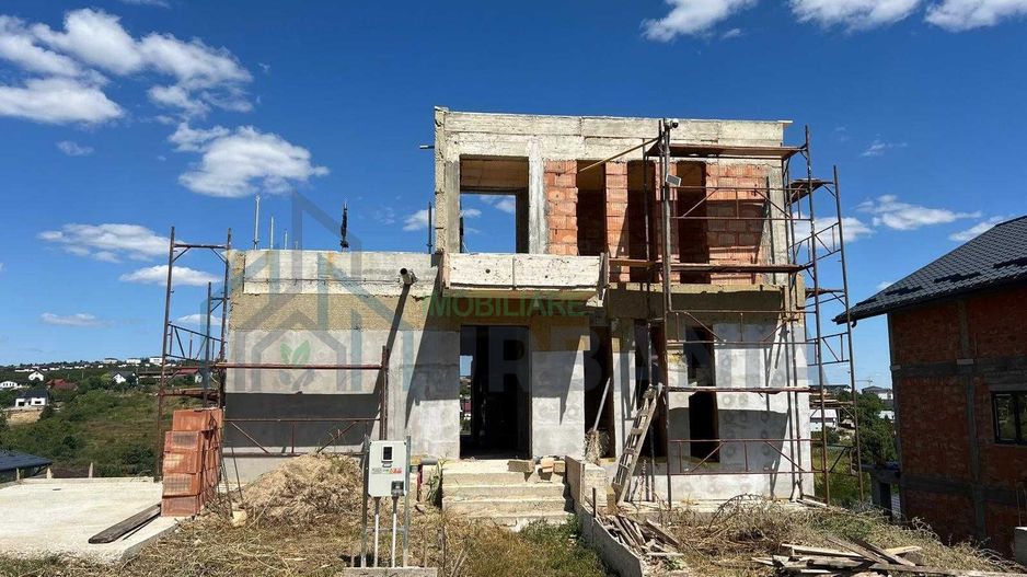 Casă vilă individuală cu 4 camere de vânzare în Valea Adanca - Poză 2