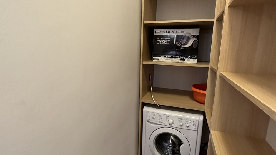 Apartament cu 3 camere - Poză 9