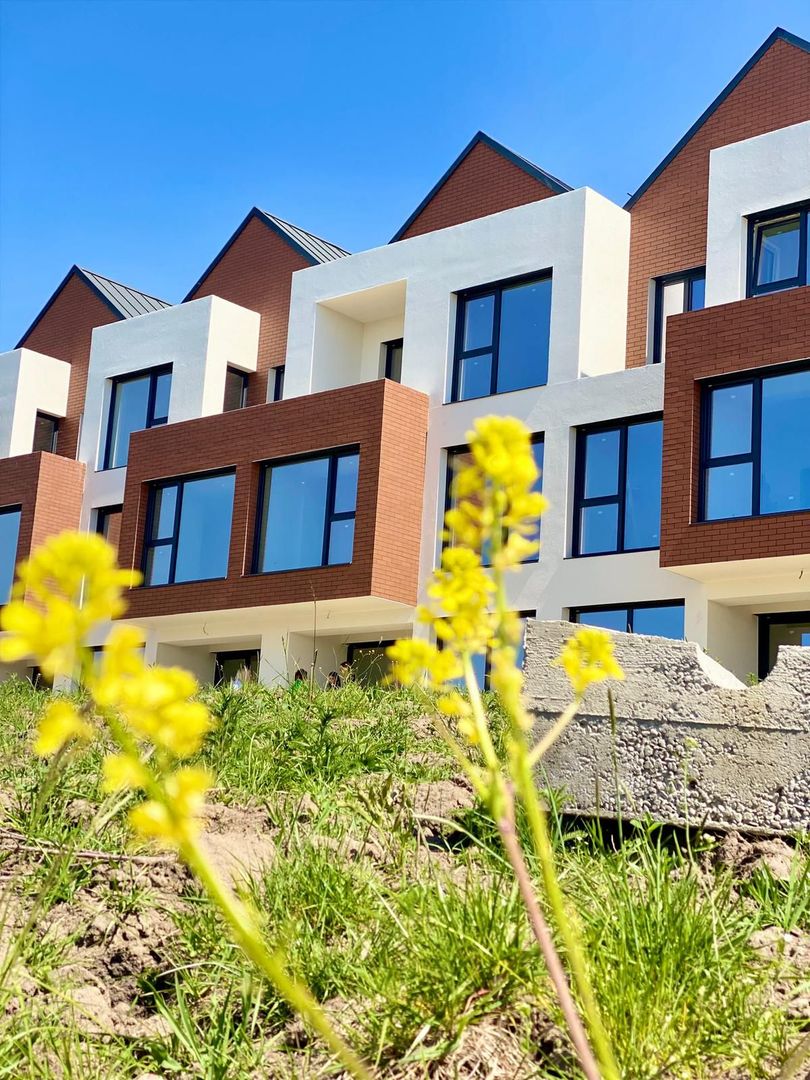 Casa de vanzare – concept modern, priveliste deosebita – 147 mp utili - Poză 1