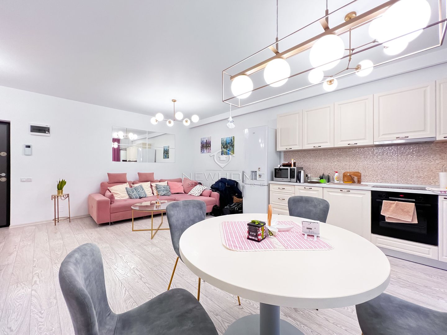 Apartament de vanzare 2 camere, zona Iulius Mall - Poză 3