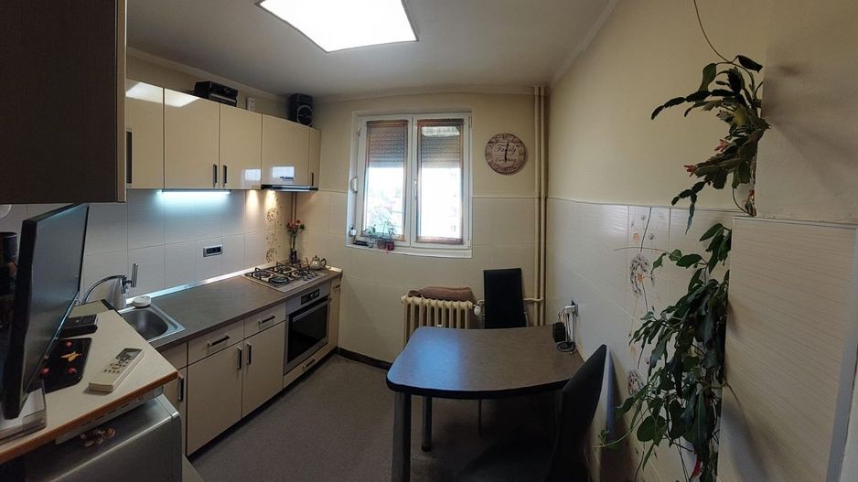 De vanzare apartament 2 Cam mobilat Romanilor Arad GARAJ, 5/10 - Poză 7