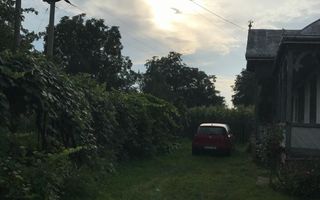 Casă de vânzare cu teren în comuna Vânători Neamț – zonă centrală - Poză 2
