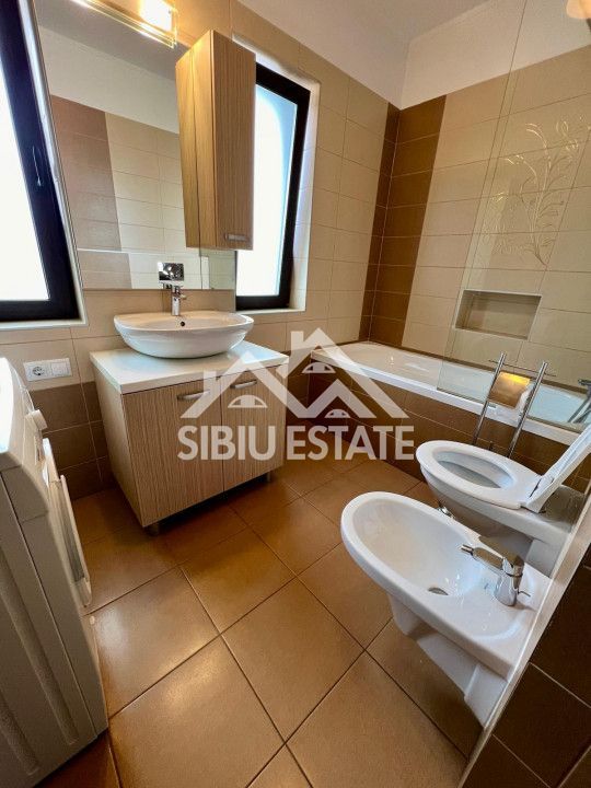 Casa tip duplex cu carport auto mobilata utilata cartier Arhitectilor - Poză 13