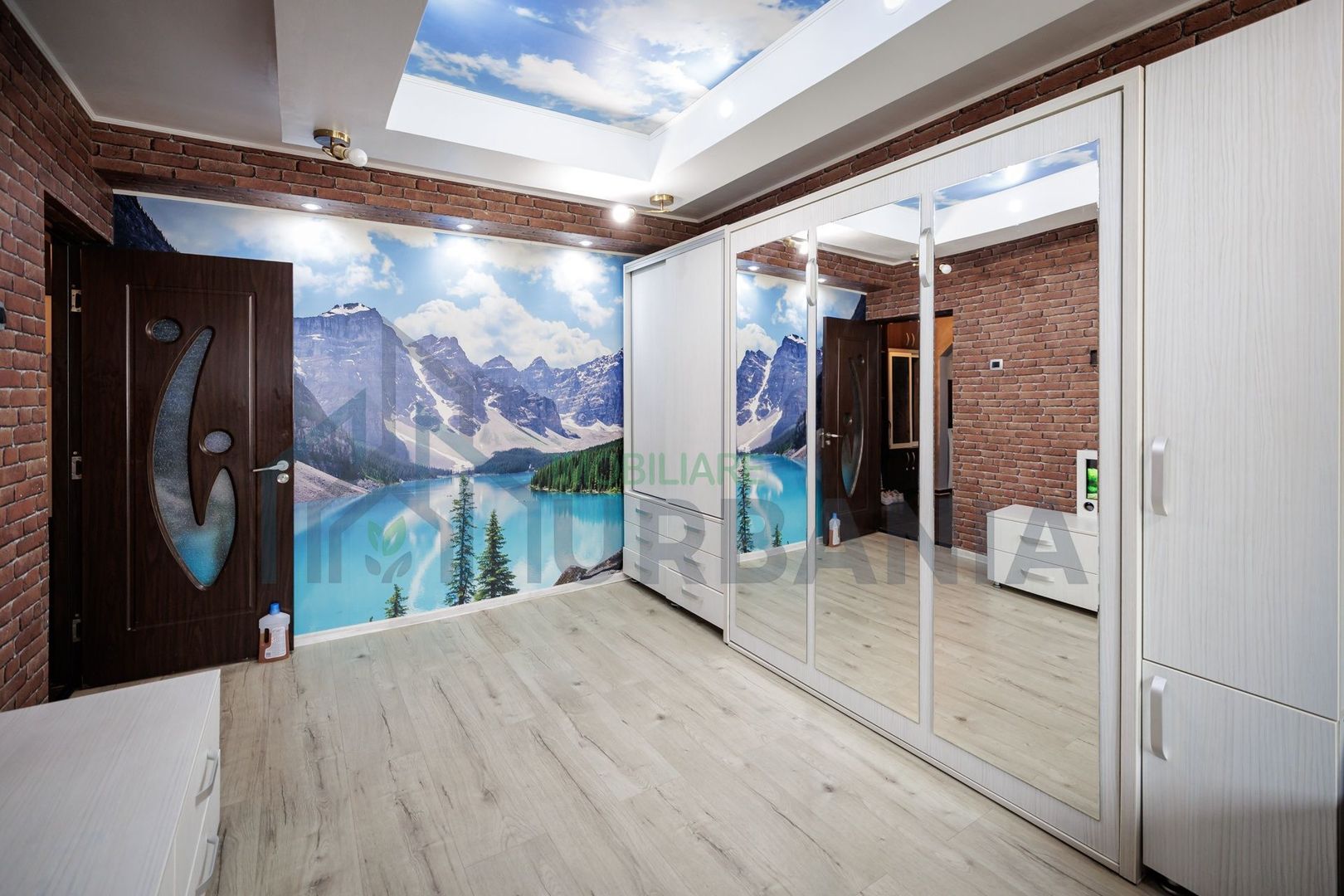 Apartament 2 camere decomandat de inchiriat, etaj 3/4, zona Alexandru cel Bun – mobilat si utilat premium - Poză 2