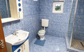 Casă modernă de vânzare în Poplaca – la 10 minute de Sibiu - Poză 13
