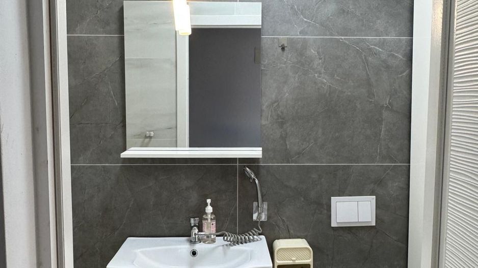 Comision 0% Casă înșiruită modernă, 91 mp utili, 2 dormitoare, 2 băi, curte - Poză 12