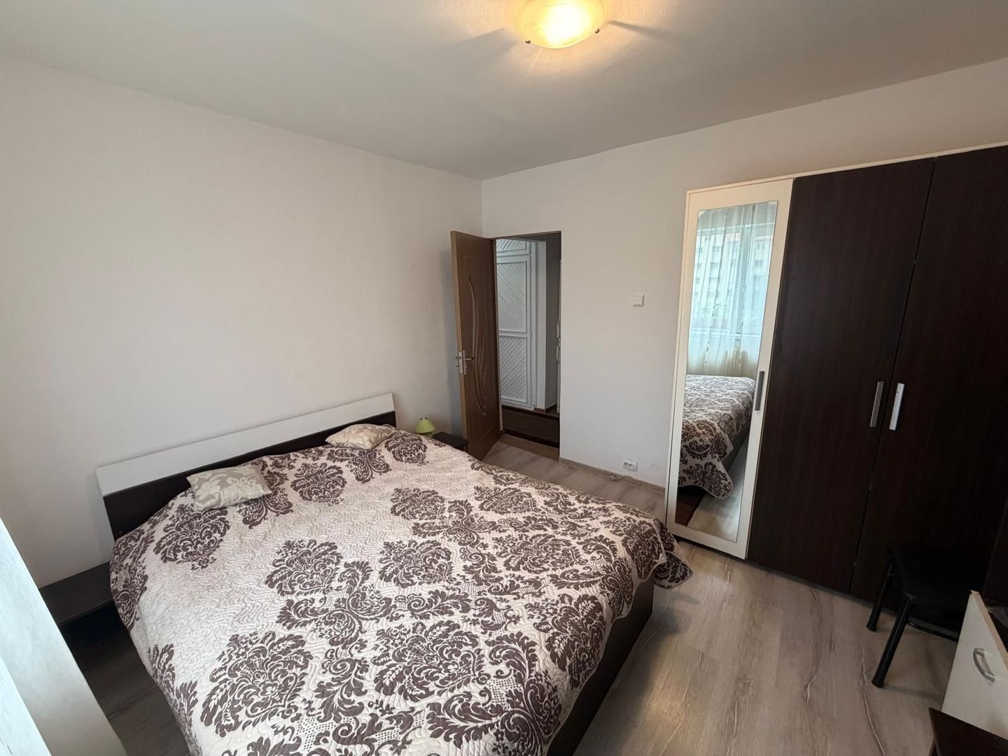 Apartament 3 camere decomandat 70 mp Crângului + Garaj - Poză 12