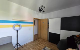 Apartament 2 Dormitoare, 2 Bai, Dumbravita, Curte interioara cu loc de joaca - Poză 6