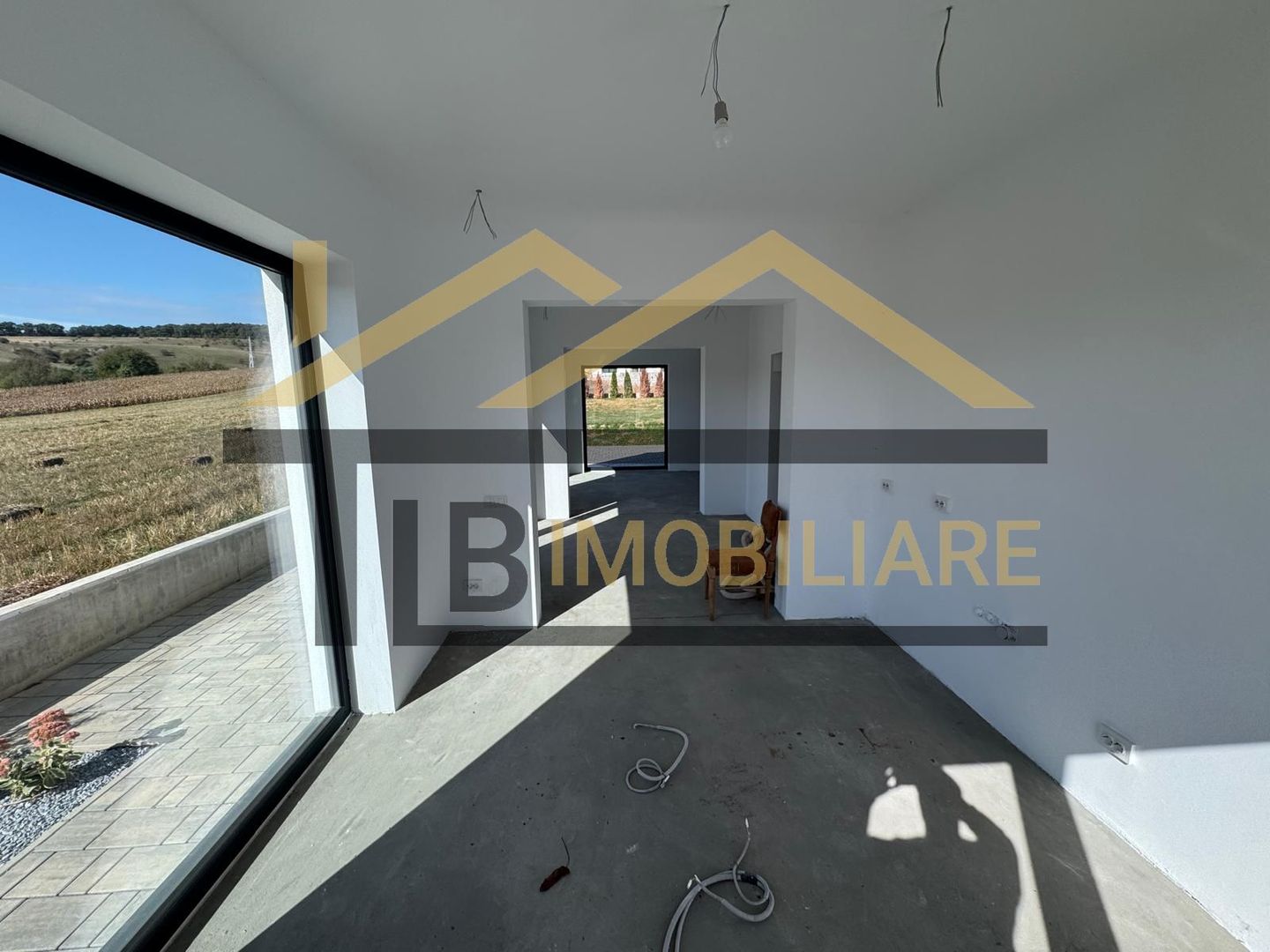 Casa individuala 4 camere, 181 mp utili, teren 822mp, zona Unirii - Poză 8