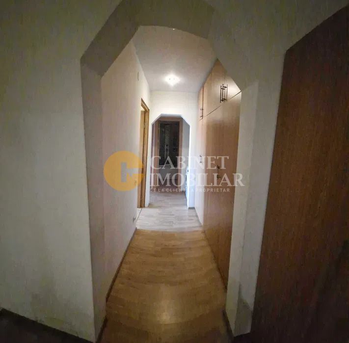 3 Camere Decomandat -Nicolina Bloc- 1982 - Poză 2