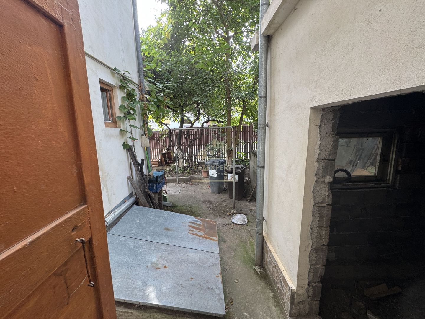 VILA 6 CAMERE, CAMPULUNG, TEREN 196 MP - Poză 35