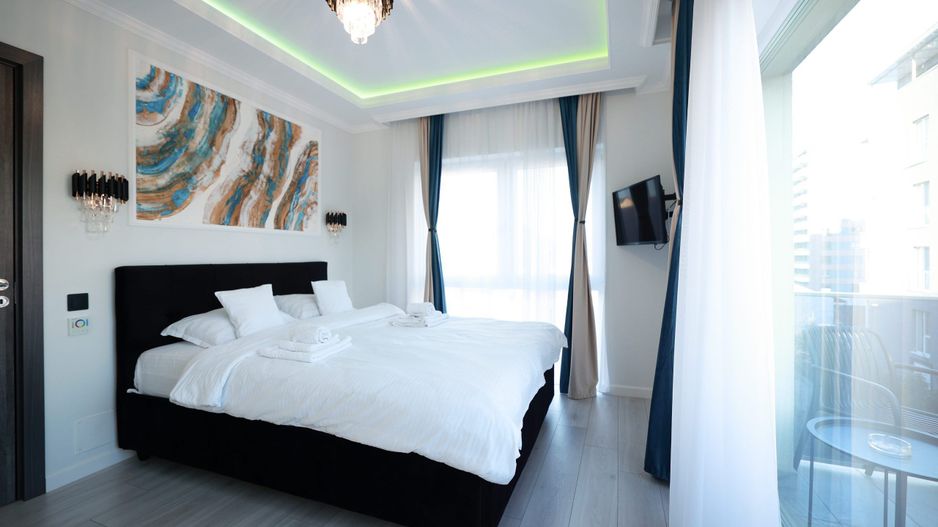 Apartament PREMIUM 3 camere 50 mp - Parcare - Iulius Mall - Poză 1