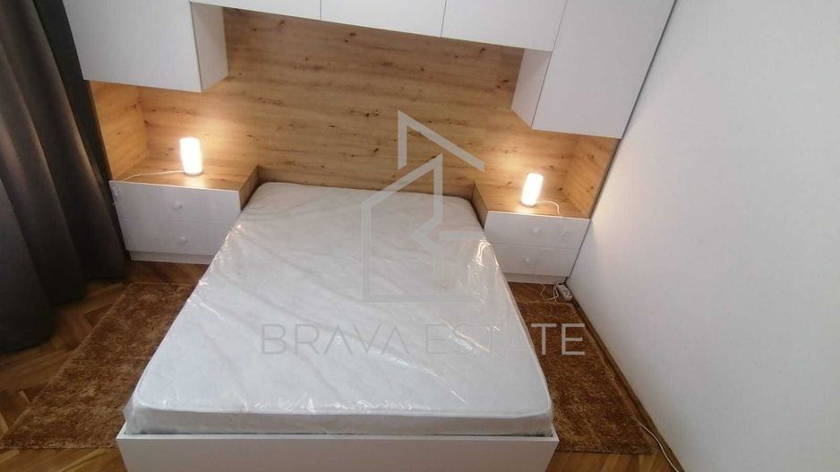 Apartament de inchiriat, 3 camere, decomandat, 2 bai, zona UMF - Poză 3