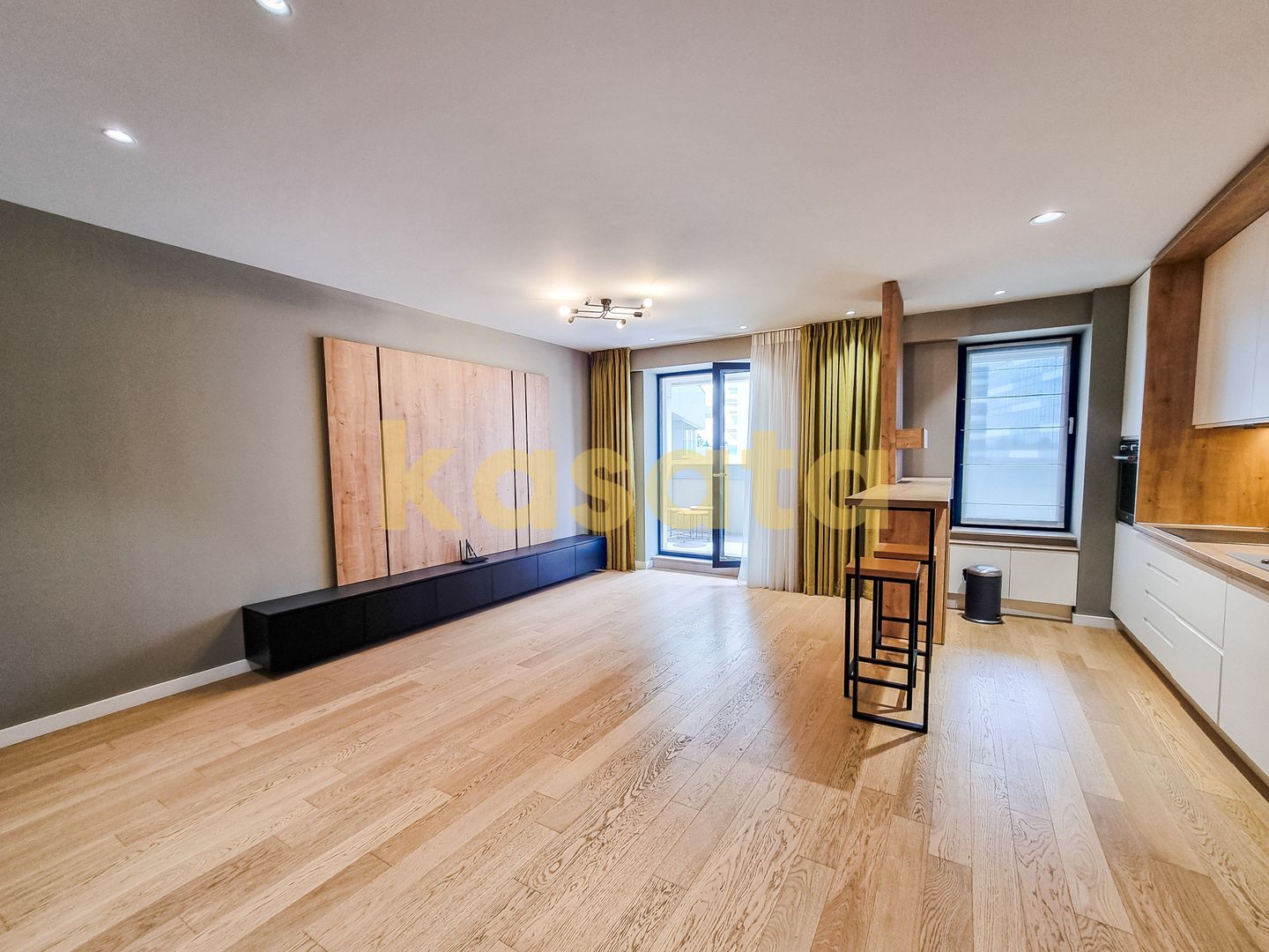 Apartament decomandat 2 camere, Aviației Tower,  Parcare - Poză 2