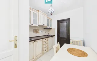 Apartament cu 3 camere decomandat, Str. Horia - Poză 18