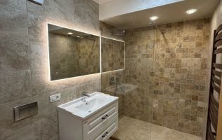 2 camere de inchiriat - cu loc de parcare inclus| 2 balcoane| apartament superb|