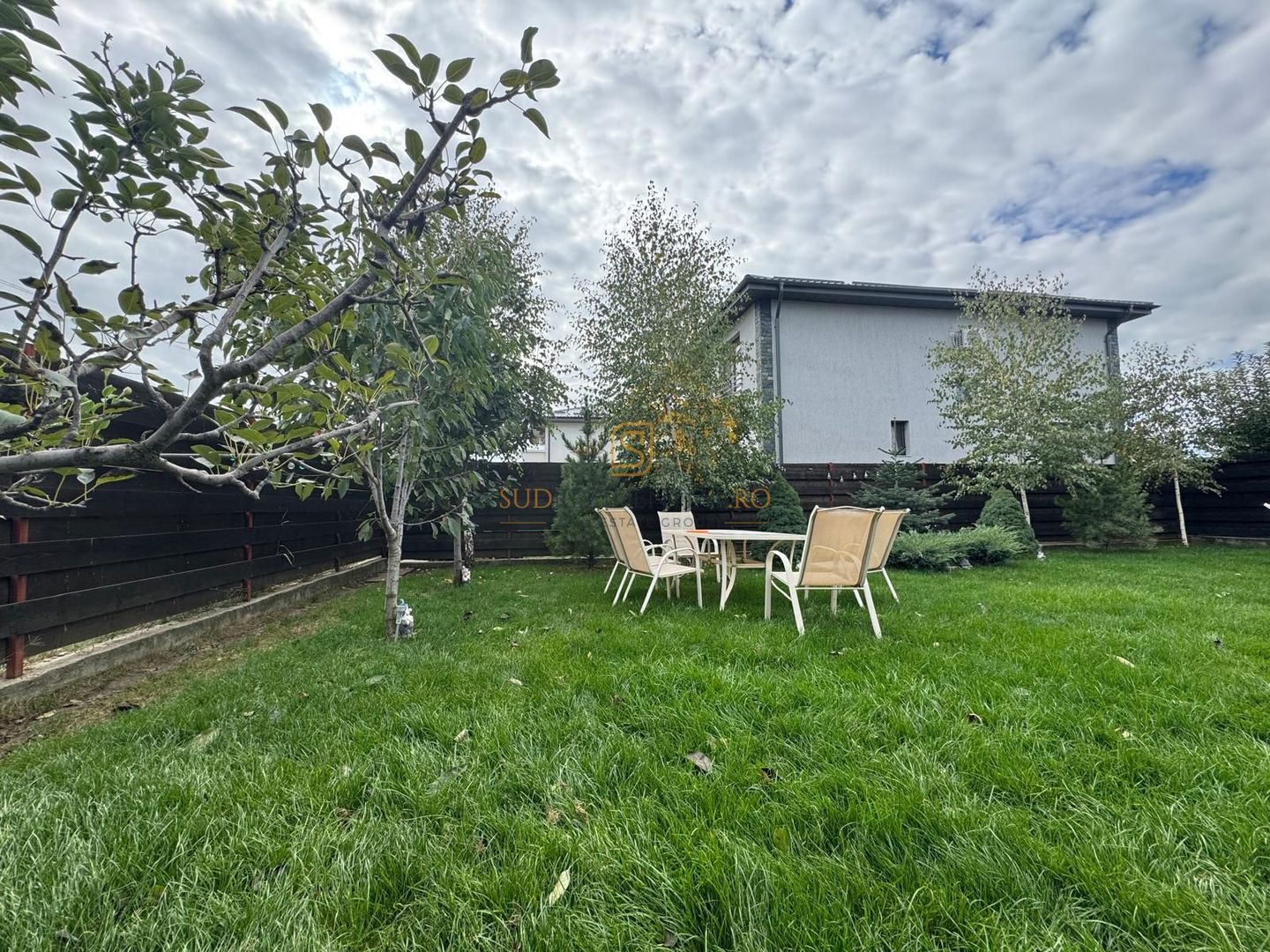 Casa individuala, teren 485 mp, zona linistita in Comuna Berceni - Poză 1