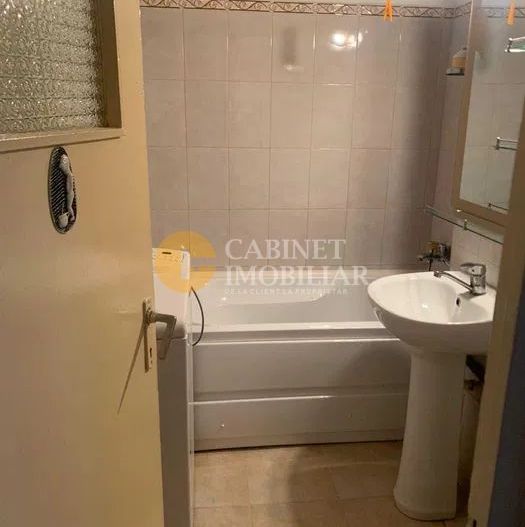 Apartament 2 camere decomandat -  GARA (54 m2) - Poză 2