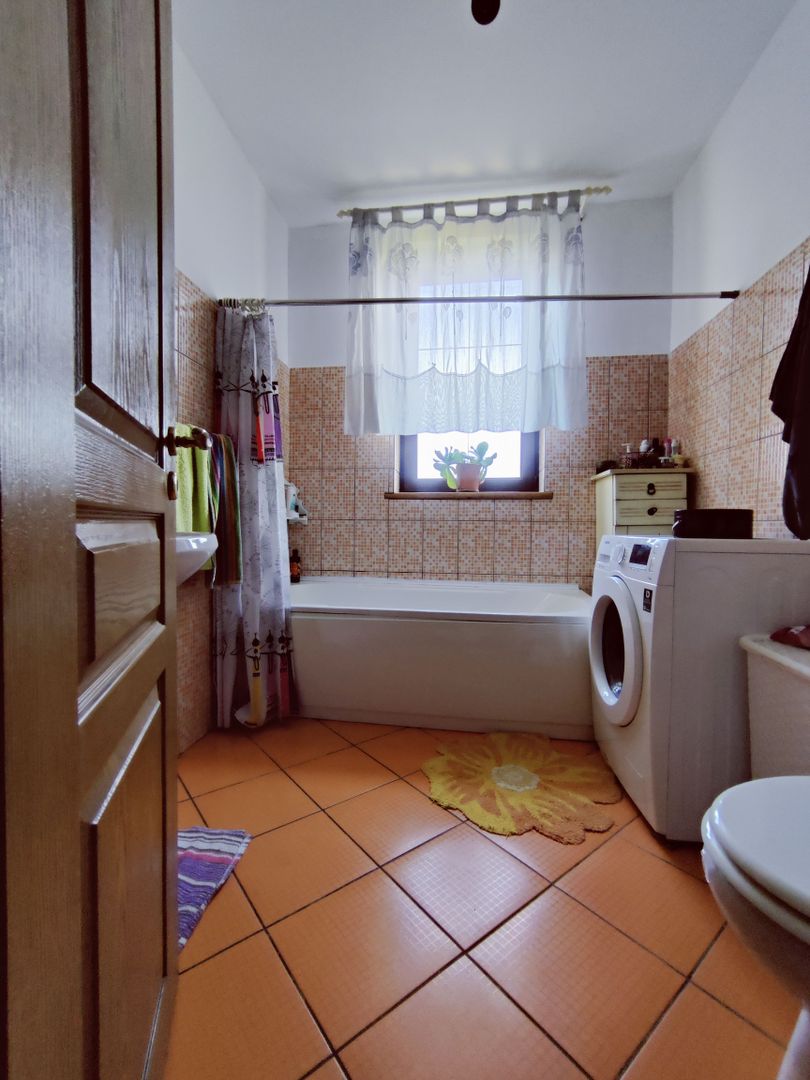 CASA INDIVIDUALA GHIRODA +TEREN 1752 MP - Poză 31