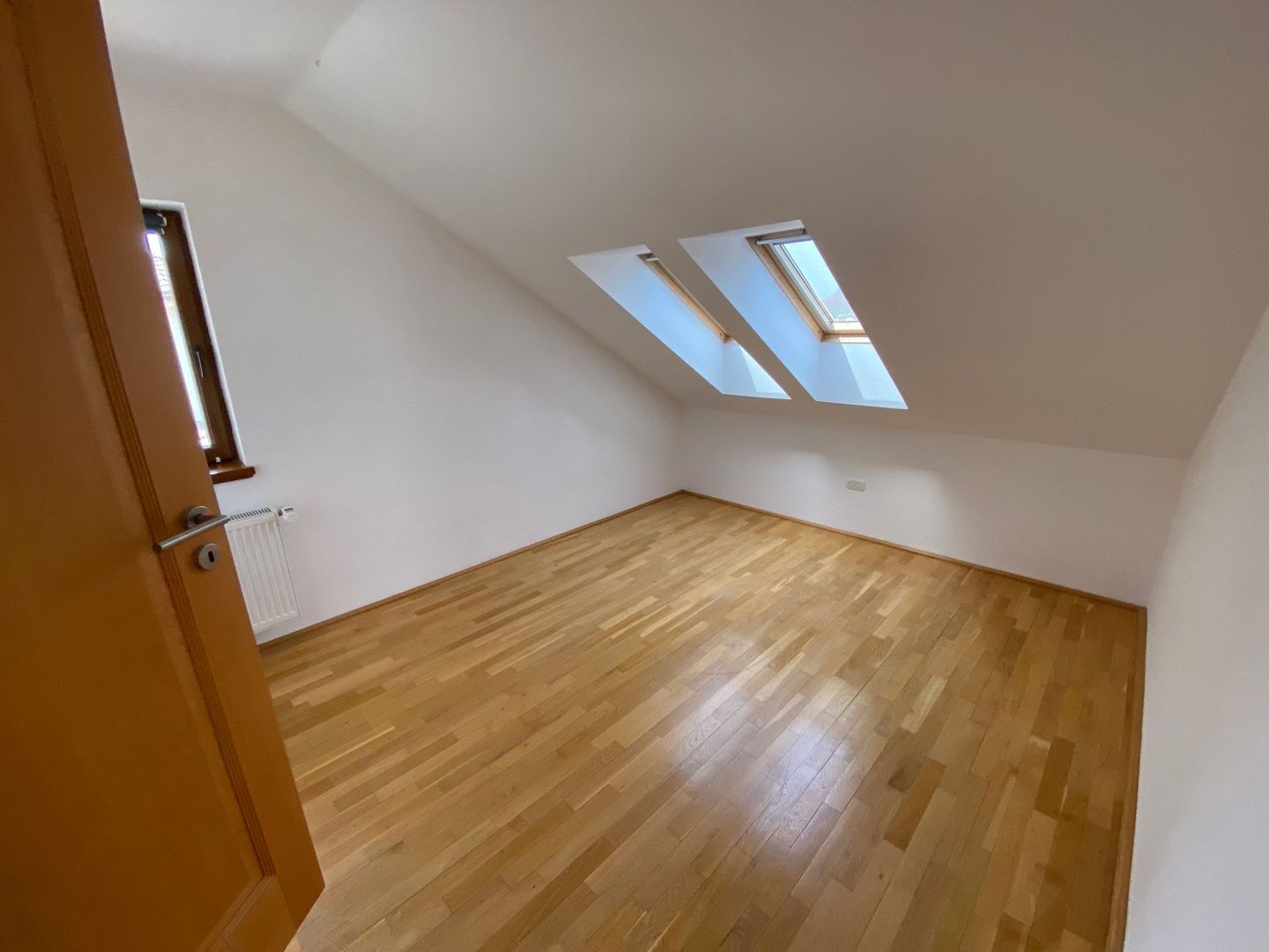 Vilă  inchiriere zona Aradului aproape de British School - Poză 23